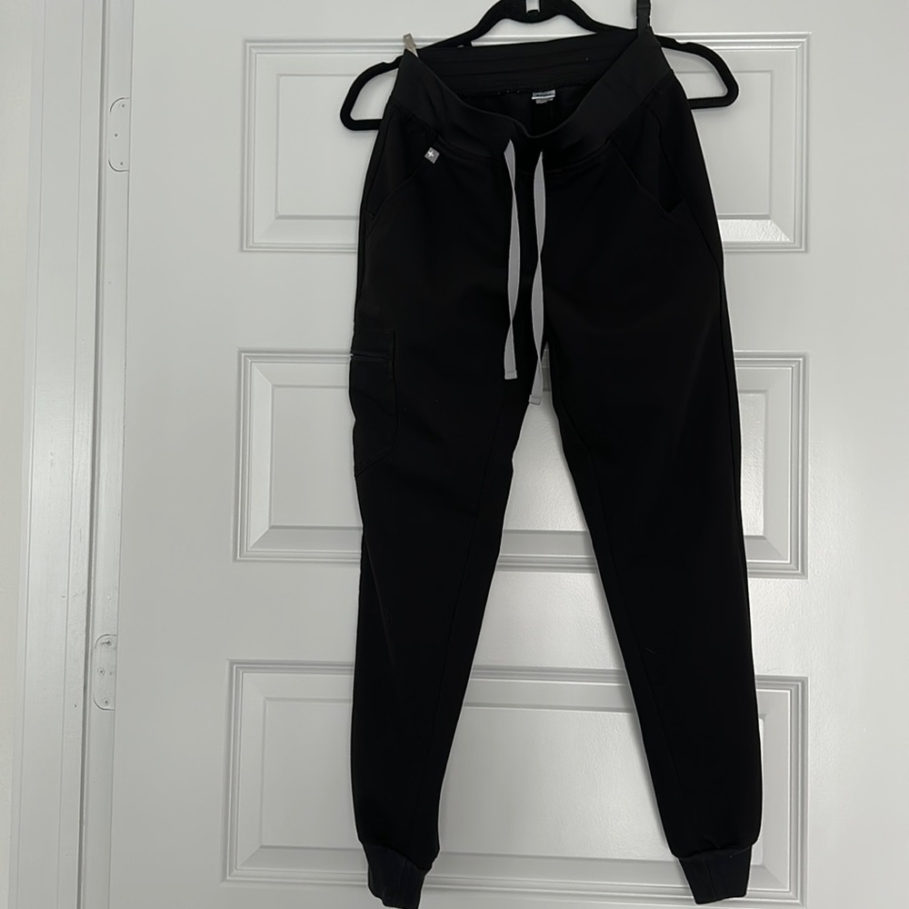 Black Figs Zamora Joggers